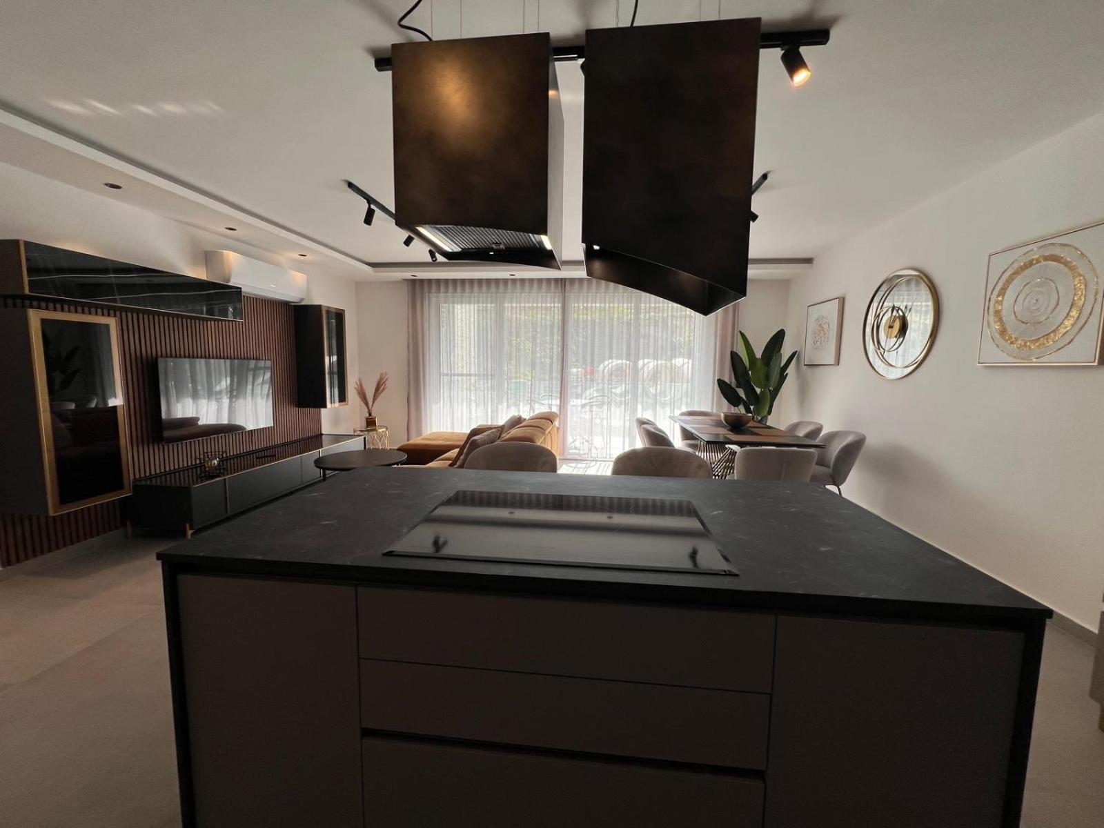 Blanch Apartment