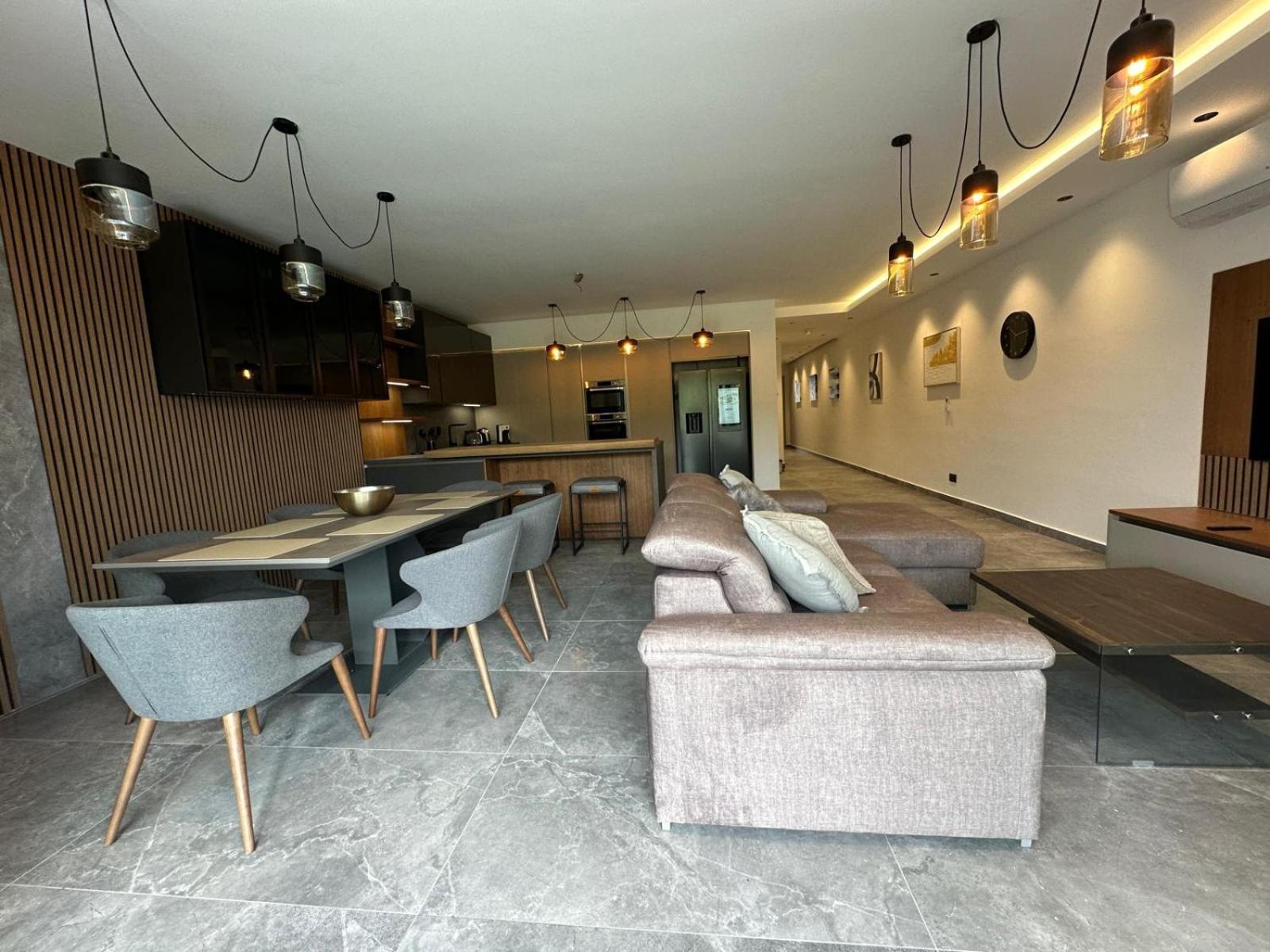 Apartment Blanch