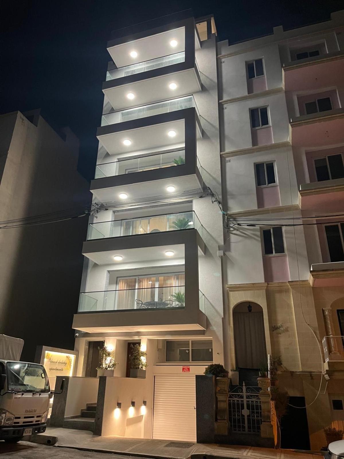 Blanch Apartment