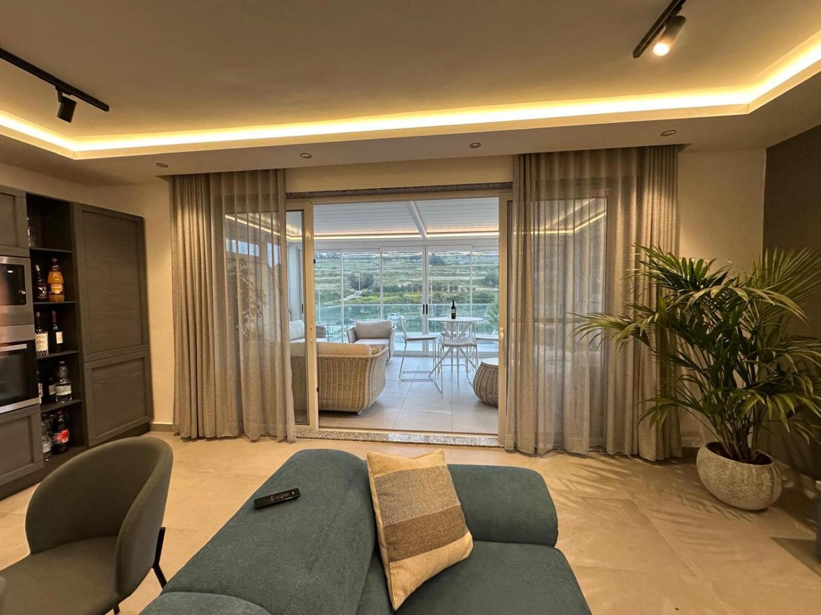 Blanch Apartment *