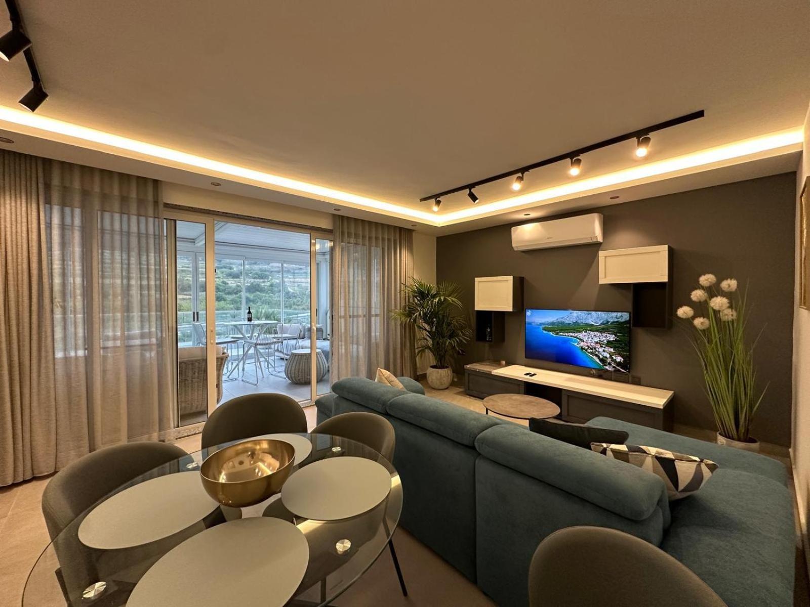 Blanch Apartment